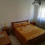 Vacanze Mare Apartment