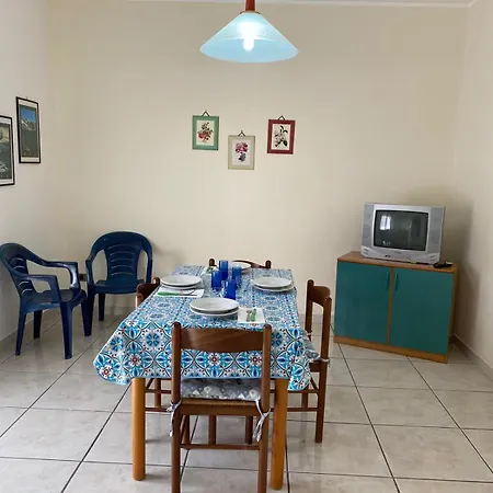 Vacanze Mare Apartment