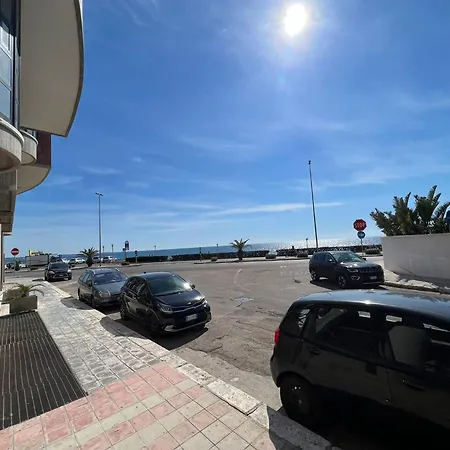 Vacanze Mare Apartment *