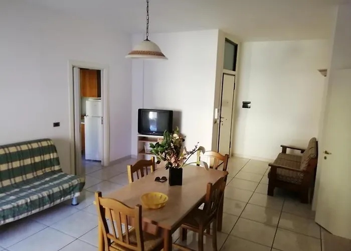 Vacanze Mare Apartment *