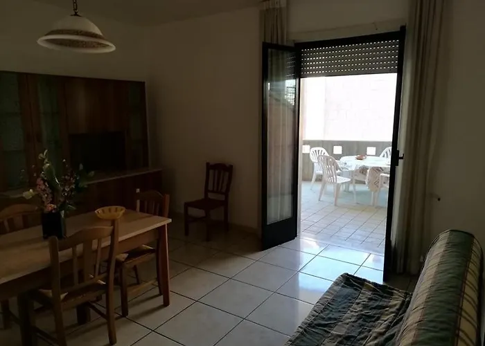 Vacanze Mare Apartment *